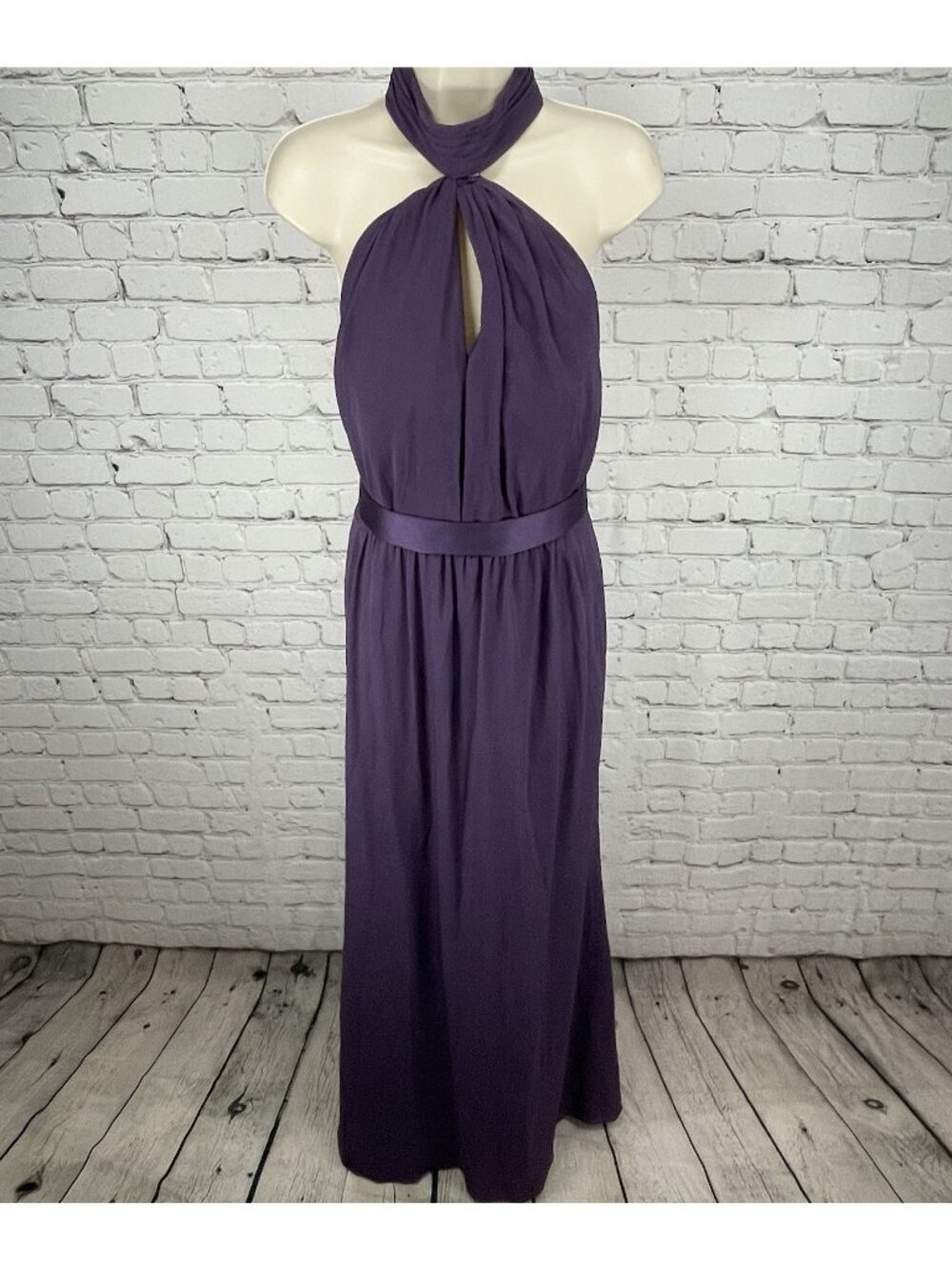 White By Vera Wang Purple Halter Padded Backless Prom Formal Maxi Dress Gown 12